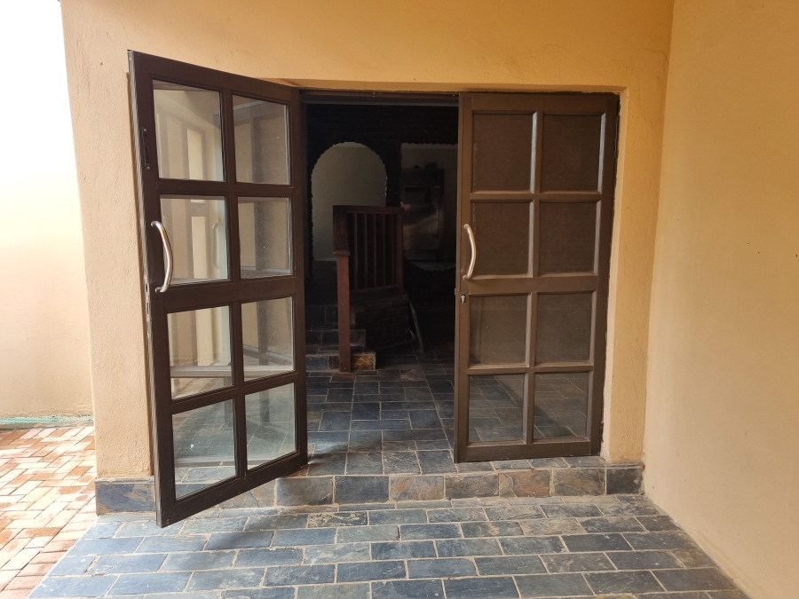 Commercial Property for Sale in Olifantsnek North West